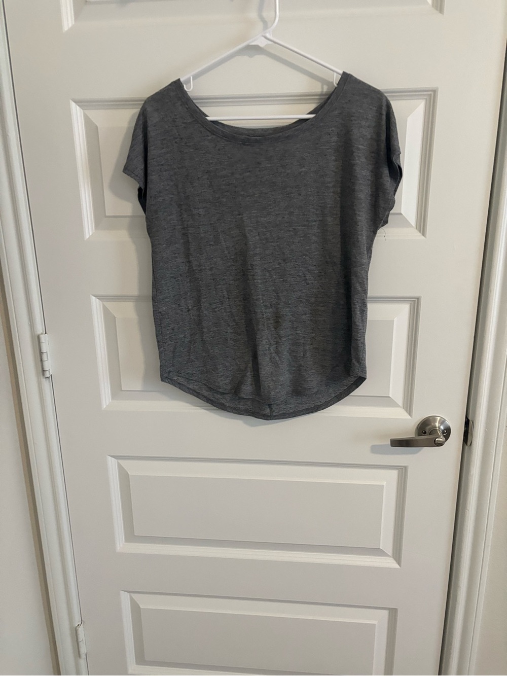 SO Gray Short Sleeve Scoop Neck Top